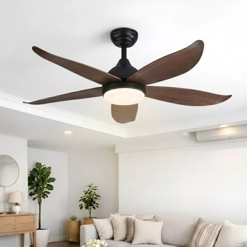 Quạt trần đèn,5 cánh gỗ, thiết kế hiện đại QT-153
