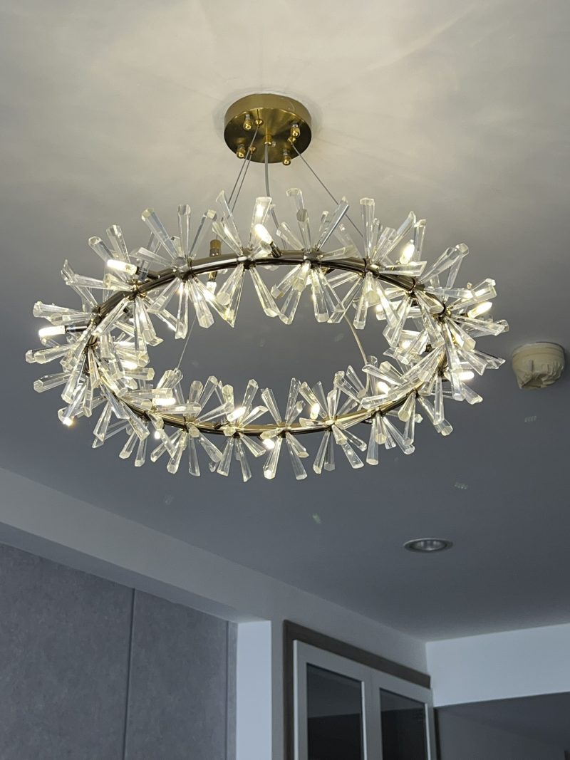 den-chum-phong-khach-ban-an-thiet-ke-vong-hoa-phale-cao-cap-dc-1035