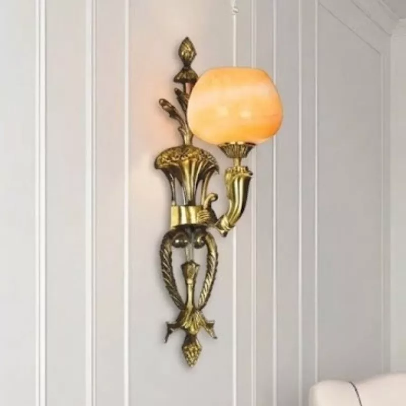 Đèn vách đồng nguyên chất thiết kế tay nến, chao đá cẩm thạch VD-192