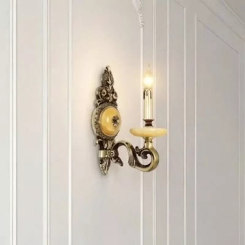 Đèn vách đồng nguyên chất thiết kế tay nến, chao đá cẩm thạch VD-213
