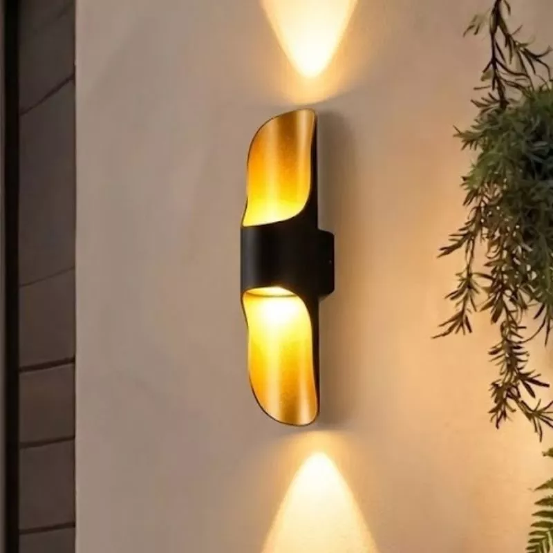 Đèn tường Led hiện đại ngoài trời, hắt 2 đầu, thiết kế nghệ thuật VNT-345