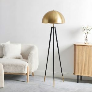 Đèn cây thiết kế 3 chân chao sắt DC-649