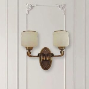 Đèn gắn tường cổ điển, chao thủy tinh đục VCD-462