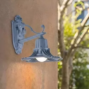 Đèn gắn tường ngoài trời cao cấp, thiết kế cổ điển VNT-505