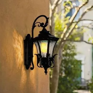Đèn gắn tường ngoài trời cao cấp, thiết kế cổ điển VNT-533