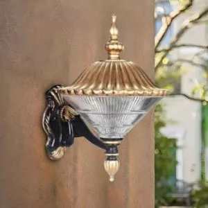 Đèn gắn tường ngoài trời cao cấp, thiết kế cổ điển VNT-568