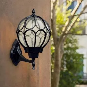 Đèn gắn tường ngoài trời giá rẻ, thiết kế cổ điển VNT-629