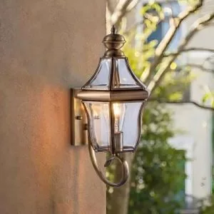 Đèn gắn tường ngoài trời, kim loại đồng phối kính trong VD-124