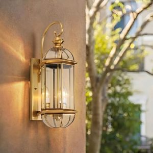Đèn gắn tường ngoài trời, kim loại đồng phối kính trong VD-104