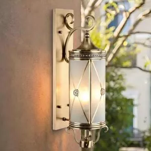 Đèn gắn tường ngoài trời, kim loại đồng phối kính trong VD-107