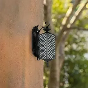 Đèn gắn tường ngoài trời, thiết kế cổ điển VNT-590