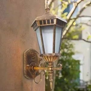 Đèn gắn tường ngoài trời, thiết kế cổ điển VNT-619