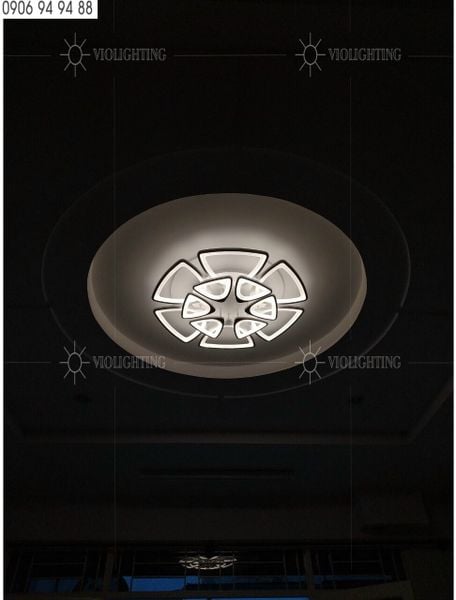 den-op-tran-hien-dai-thiet-ke-hinh-canh-quat-ot-046