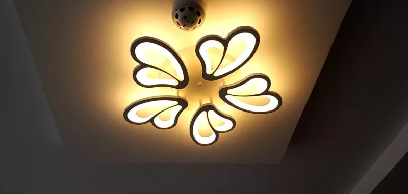 den-op-tran-hien-dai-ot-040