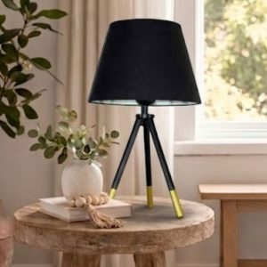 Đèn bàn chao vải, chân kim loại thiết kế hiện đại DB-680