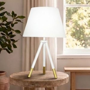 Đèn bàn chao vải, chân kim loại thiết kế hiện đại DB-680