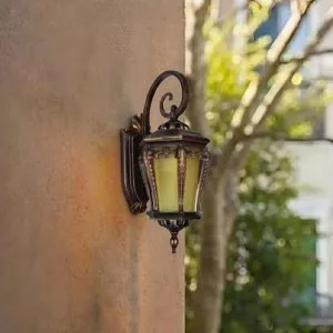 Đèn gắn tường ngoài trời giá rẻ, thiết kế cổ điển VNT-604