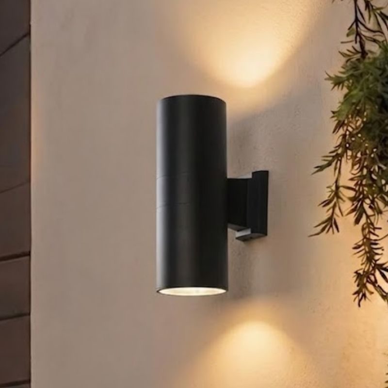 Đèn tường Led hiện đại ngoài trời kiểu trụ màu đen, hắt 2 đầu VNT-370Đ