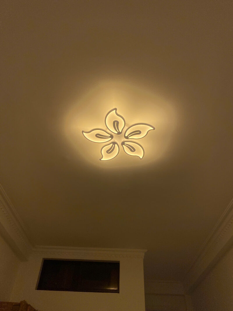 den-op-tran-hien-dai-ot-064