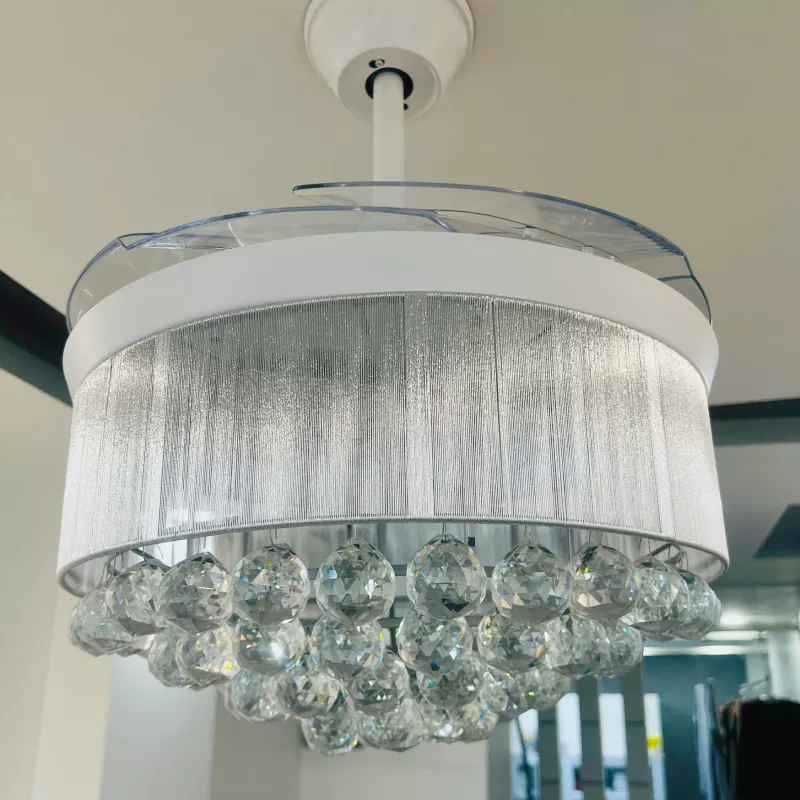 Quạt trần thiết kế 4 cánh tích hợp đèn pha lê sang trọng, hiện đại QT-85 - Hình ảnh 3